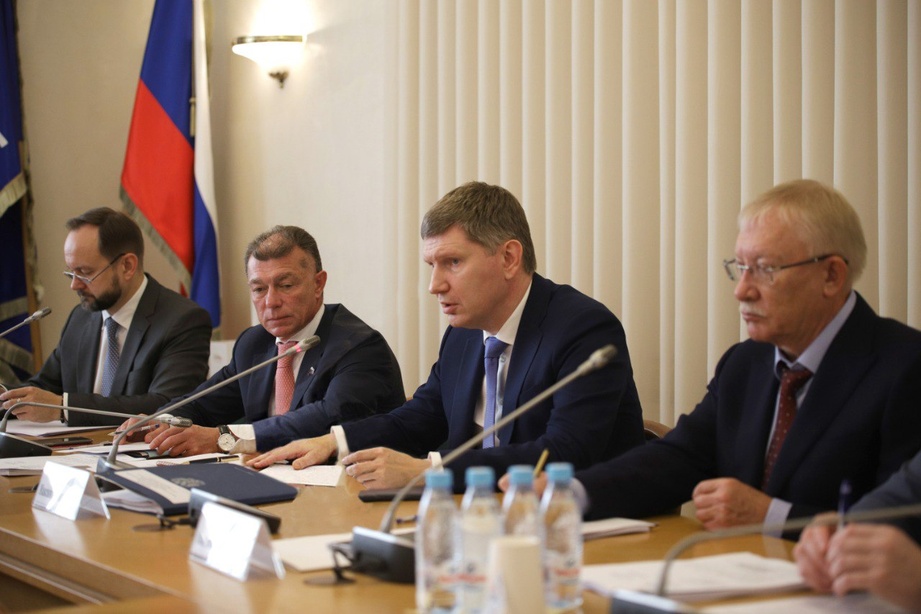 Максим Решетников провел встречу с комитетами Госдумы в преддверии «Правительственного часа»