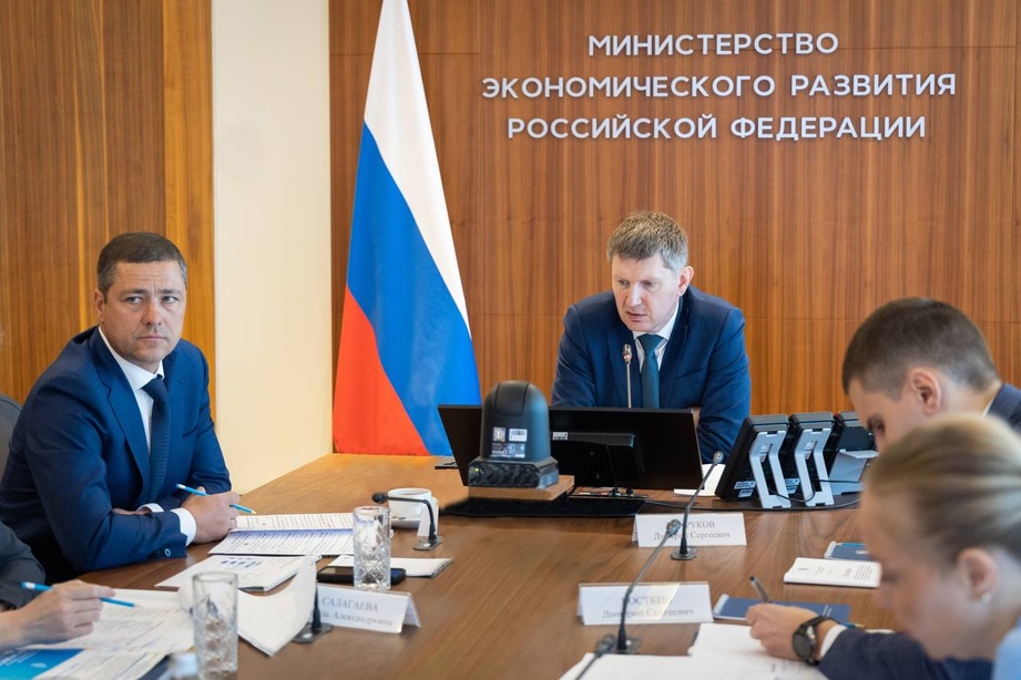 Максим Решетников и Михаил Ведерников согласовали индивидуальную программу развития Псковской области до 2030 года